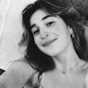 Meet your Posher, Ava